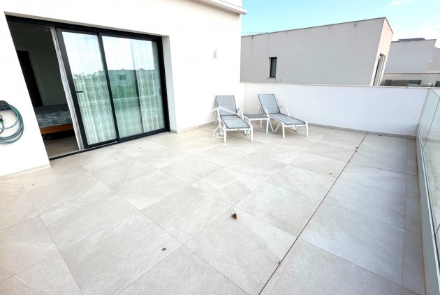 Resale - Villa - Detached -
Los Montesinos - La Herrada