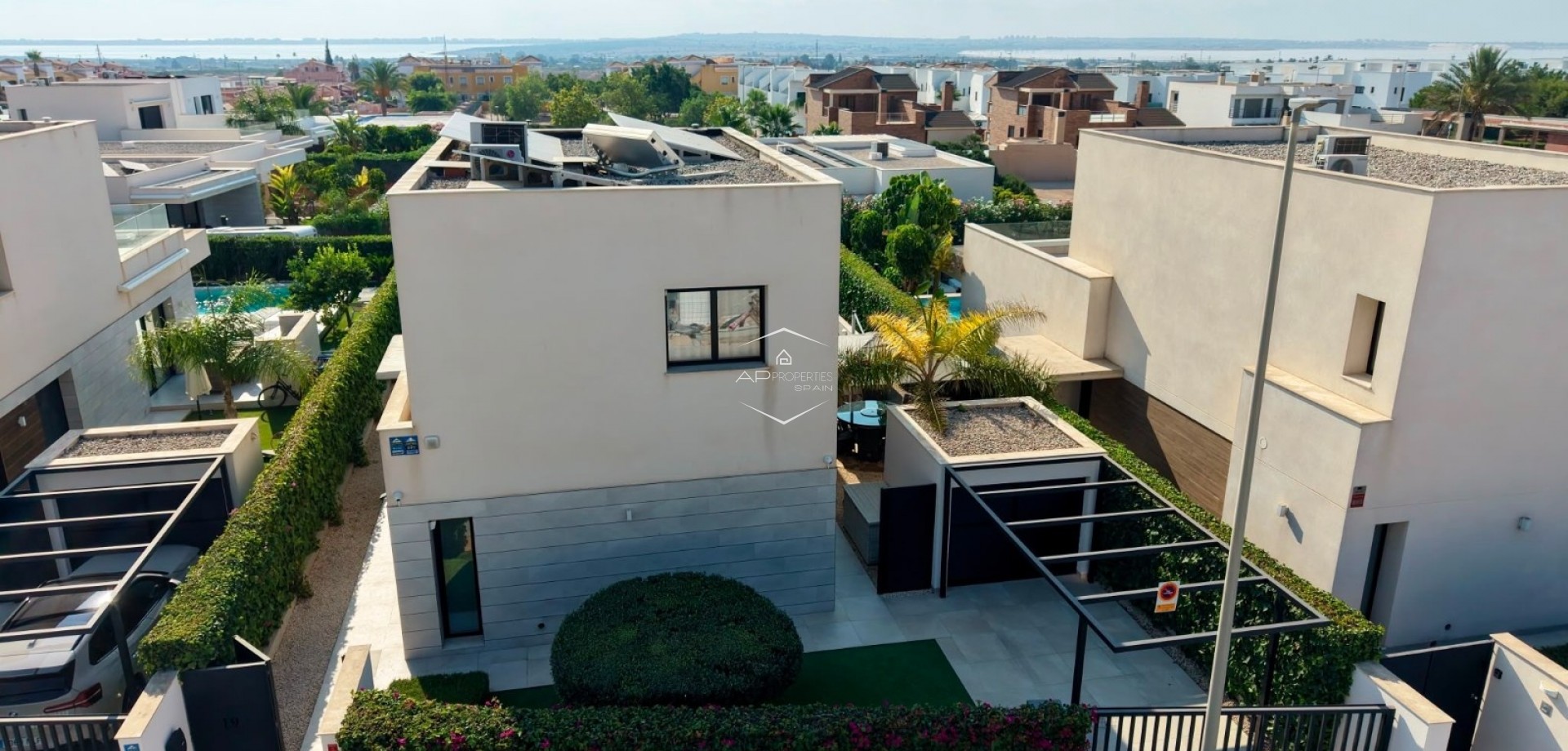 Resale - Villa - Detached -
Los Montesinos - La Herrada