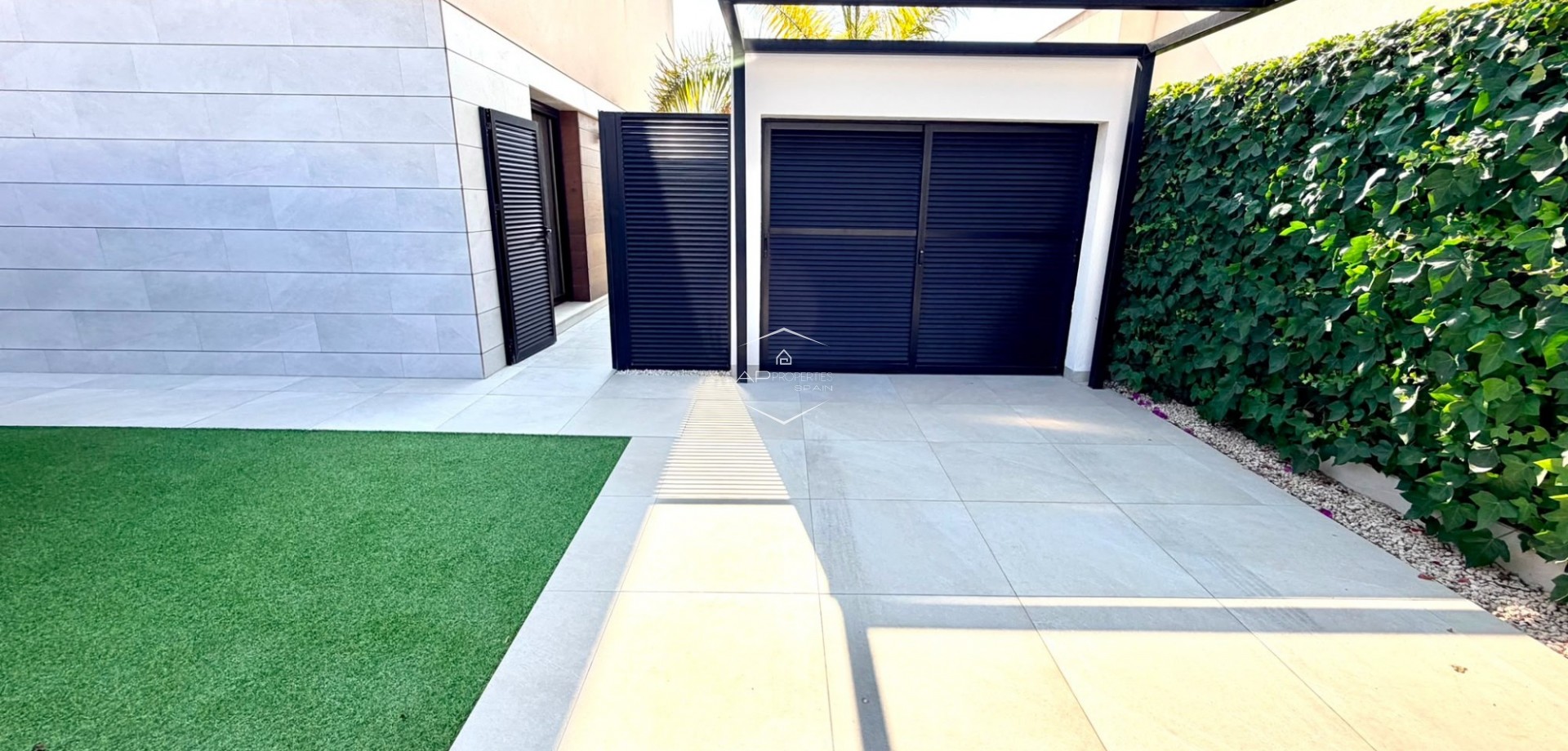 Resale - Villa - Detached -
Los Montesinos - La Herrada
