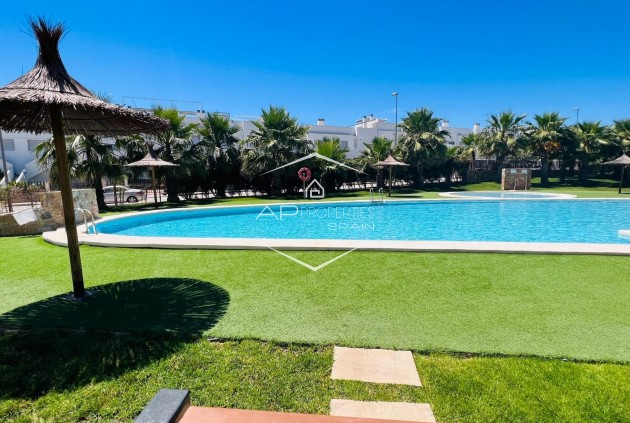 Odsprzedaż - Mieszkanie - Apartament -
Orihuela - Entre Naranjos - Vistabella Golf