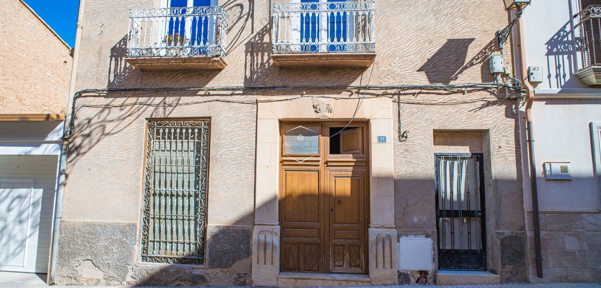 Reventa - Villa - Independiente -
Pinoso