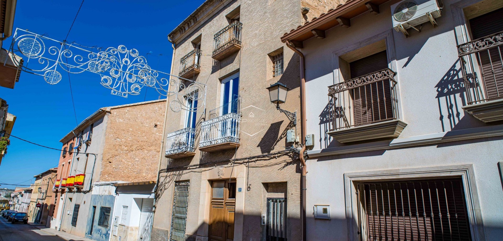 Reventa - Villa - Independiente -
Pinoso