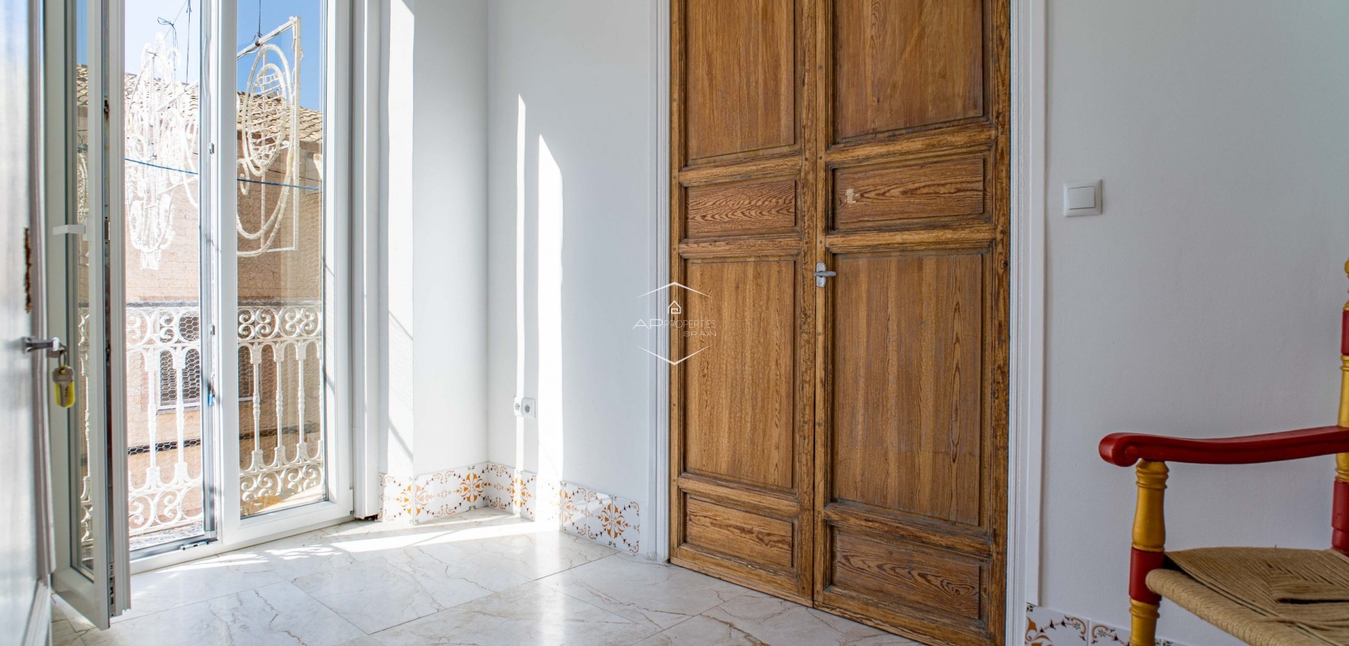 Reventa - Villa - Independiente -
Pinoso