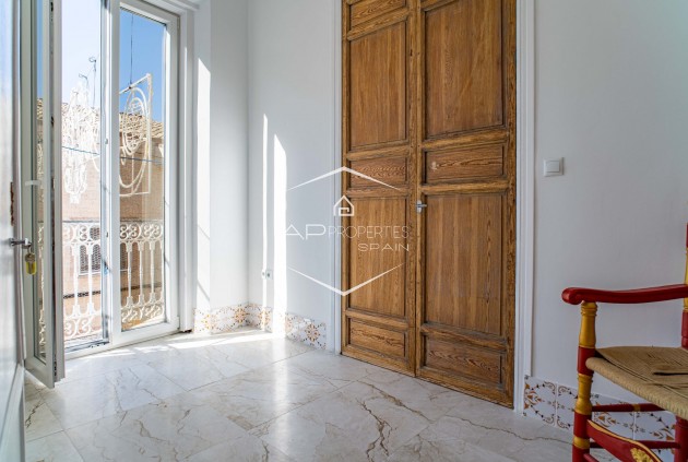 Reventa - Villa - Independiente -
Pinoso