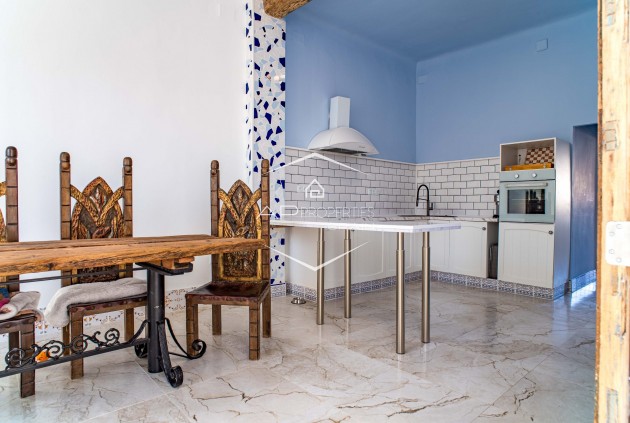 Reventa - Villa - Independiente -
Pinoso