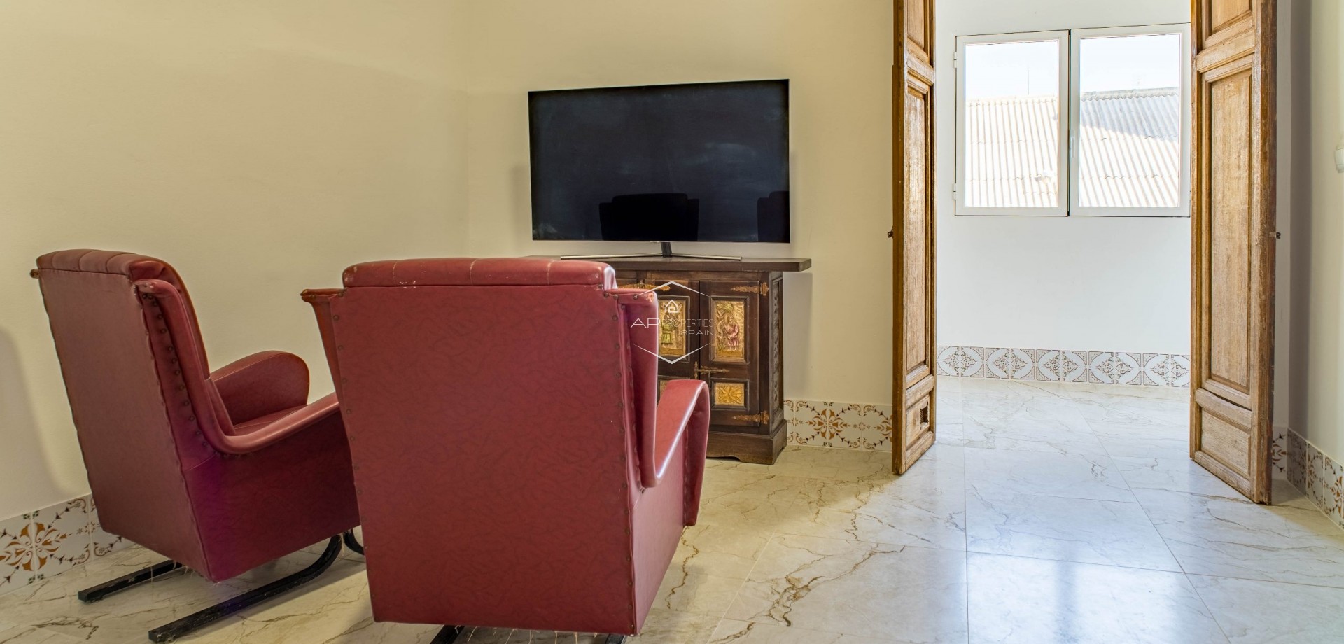 Reventa - Villa - Independiente -
Pinoso