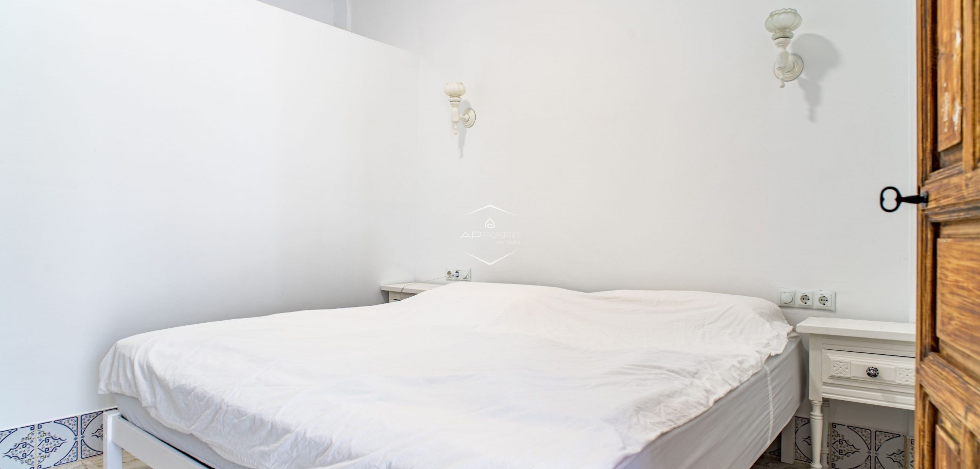 Reventa - Villa - Independiente -
Pinoso