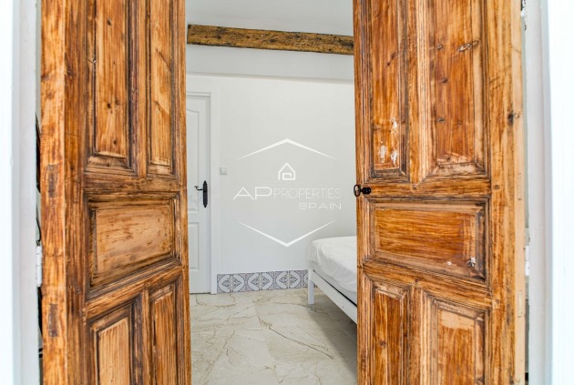 Reventa - Villa - Independiente -
Pinoso
