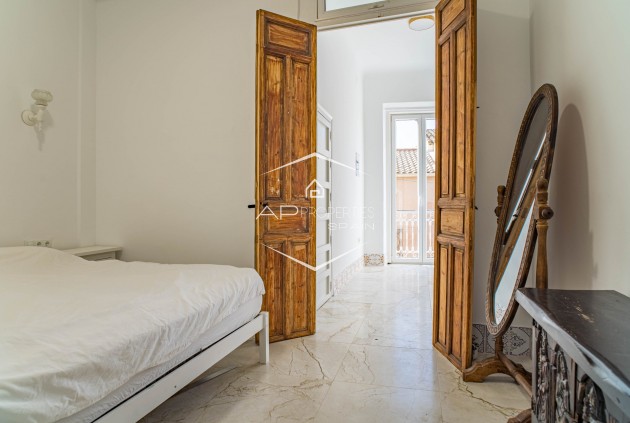 Reventa - Villa - Independiente -
Pinoso