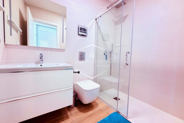 Herverkoop - Appartement- flat -
Orihuela Costa