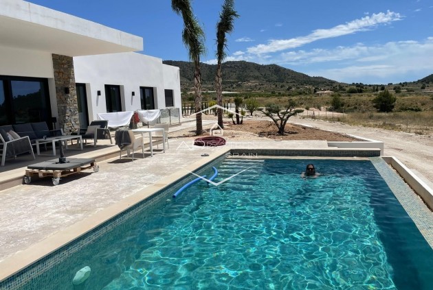 New Build - Villa - Detached -
Pinoso - Casas Pastor
