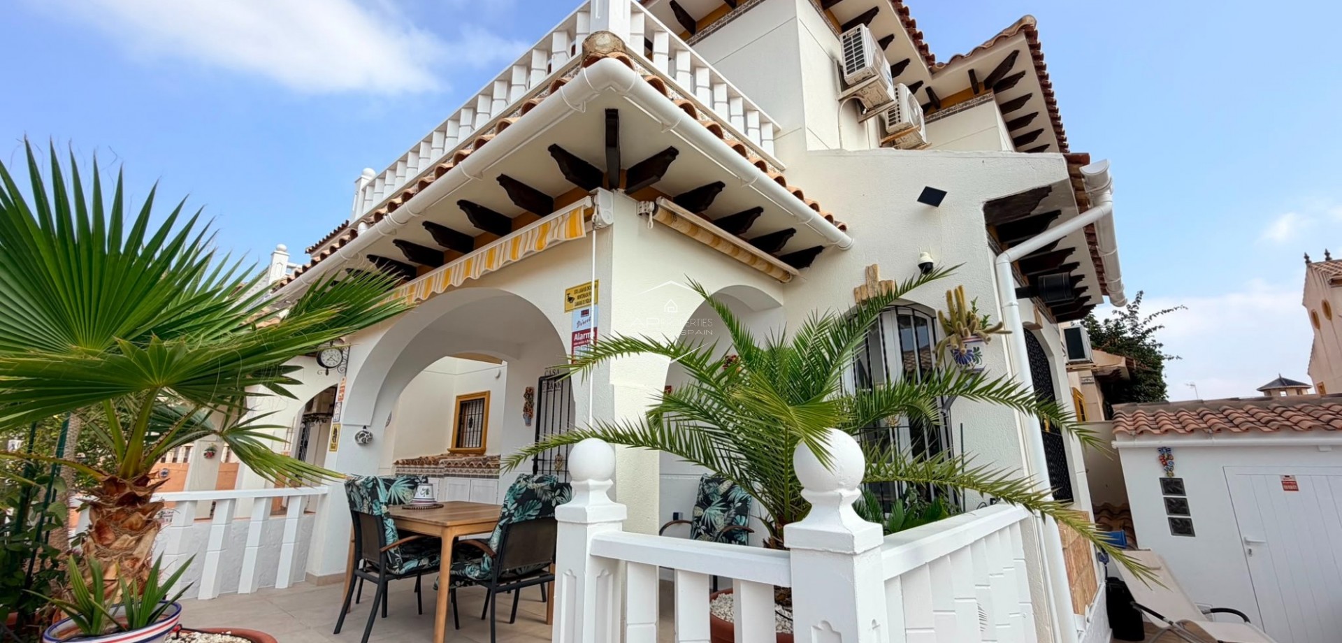 Resale - Villa - semi-detached -
Lomas de Cabo Roig - Orihuela Costa