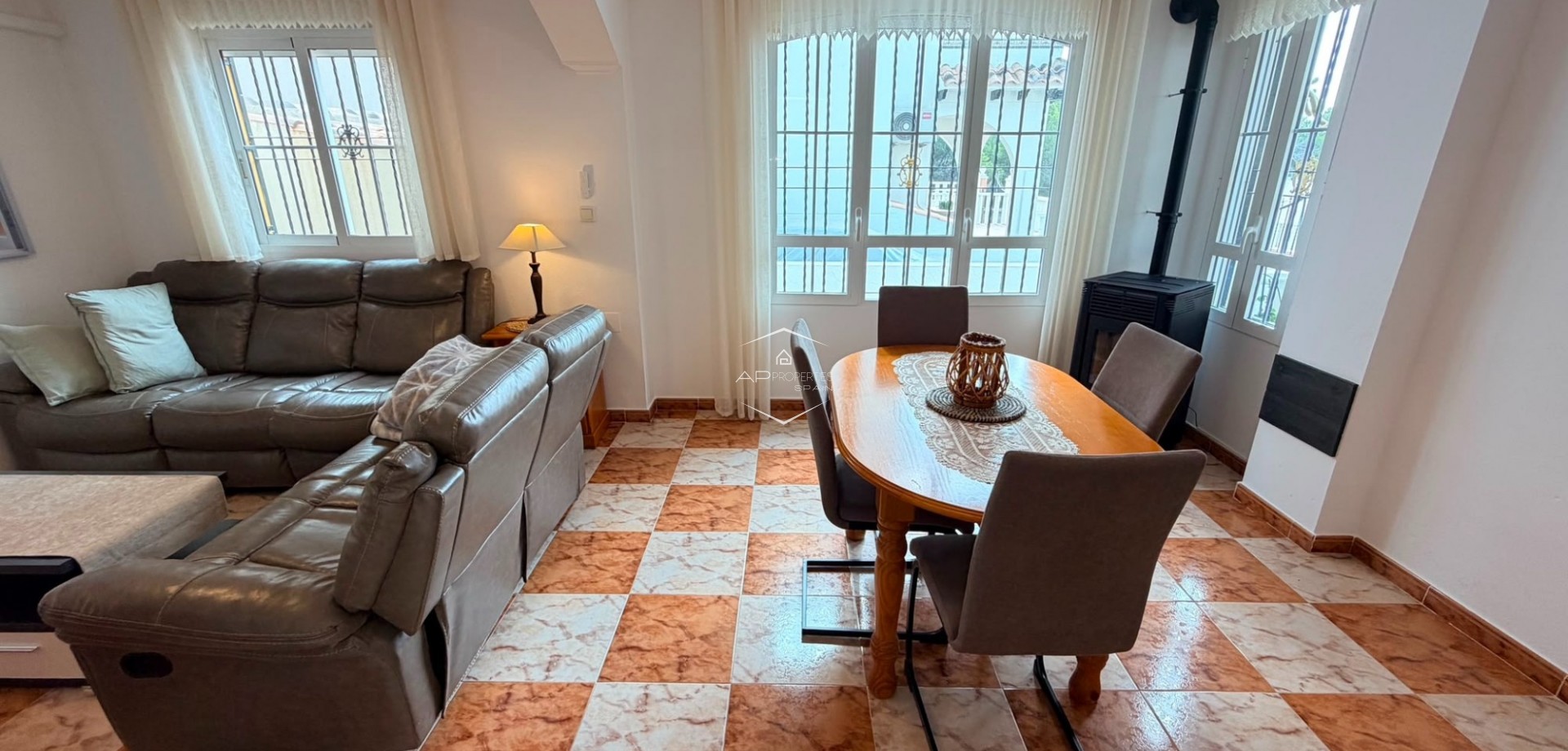Resale - Villa - semi-detached -
Lomas de Cabo Roig - Orihuela Costa