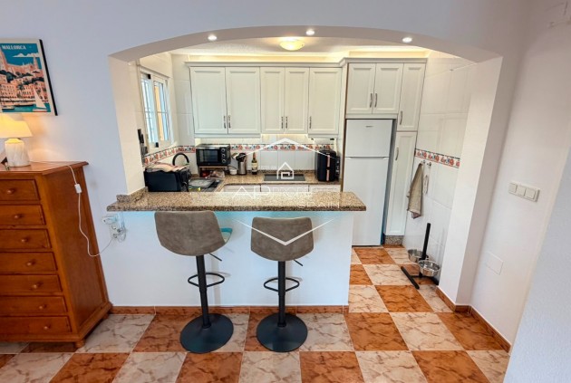 Resale - Villa - semi-detached -
Lomas de Cabo Roig - Orihuela Costa
