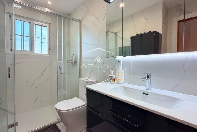 Resale - Villa - semi-detached -
Lomas de Cabo Roig - Orihuela Costa