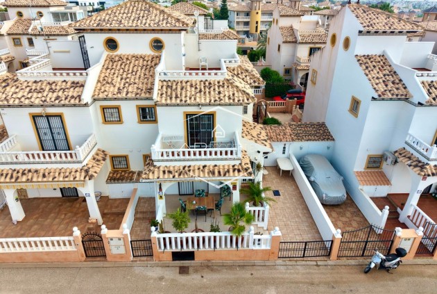 Resale - Villa - semi-detached -
Lomas de Cabo Roig - Orihuela Costa
