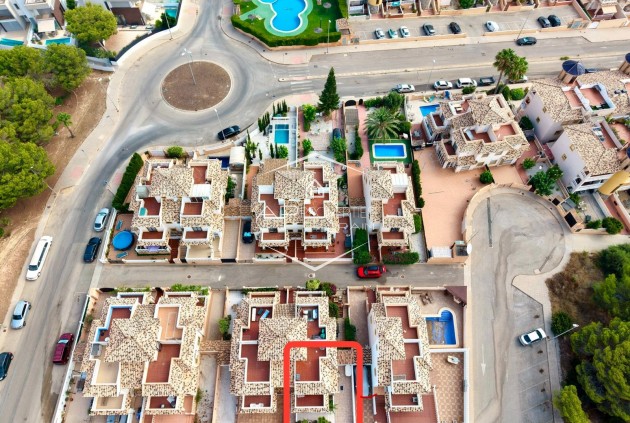 Resale - Villa - semi-detached -
Lomas de Cabo Roig - Orihuela Costa