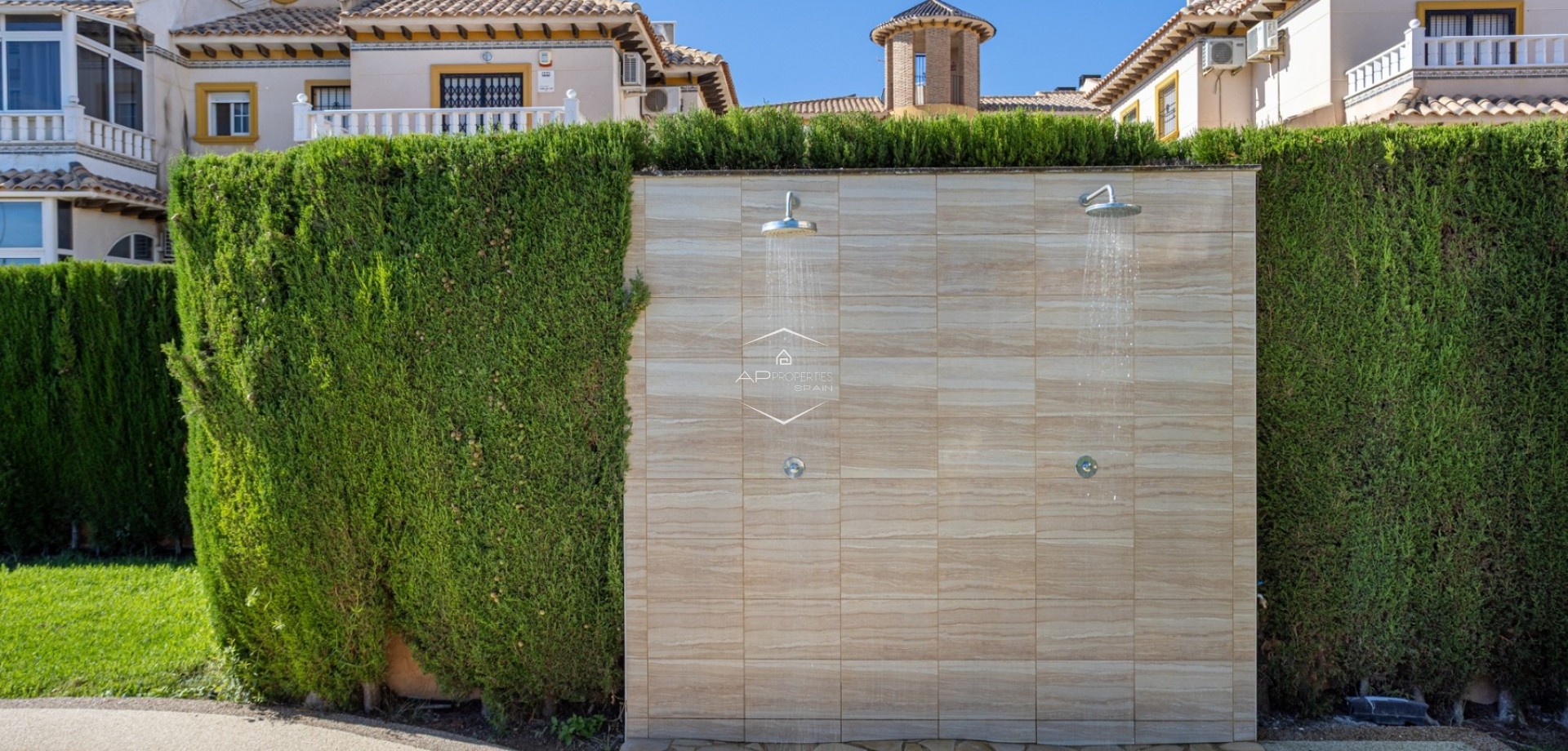 Resale - Villa - semi-detached -
Lomas de Cabo Roig - Orihuela Costa