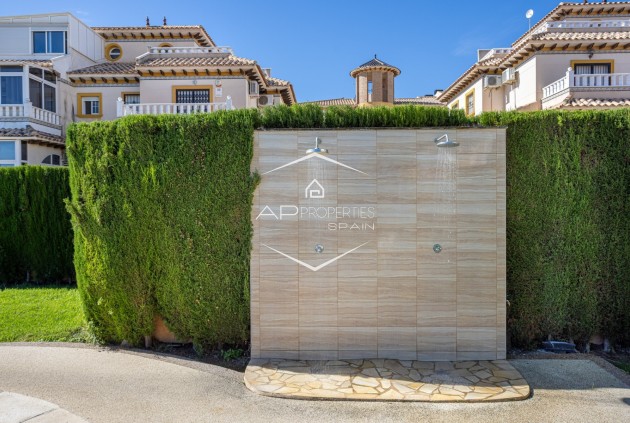 Resale - Villa - semi-detached -
Lomas de Cabo Roig - Orihuela Costa