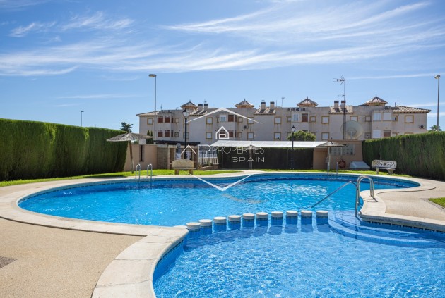 Resale - Villa - semi-detached -
Lomas de Cabo Roig - Orihuela Costa