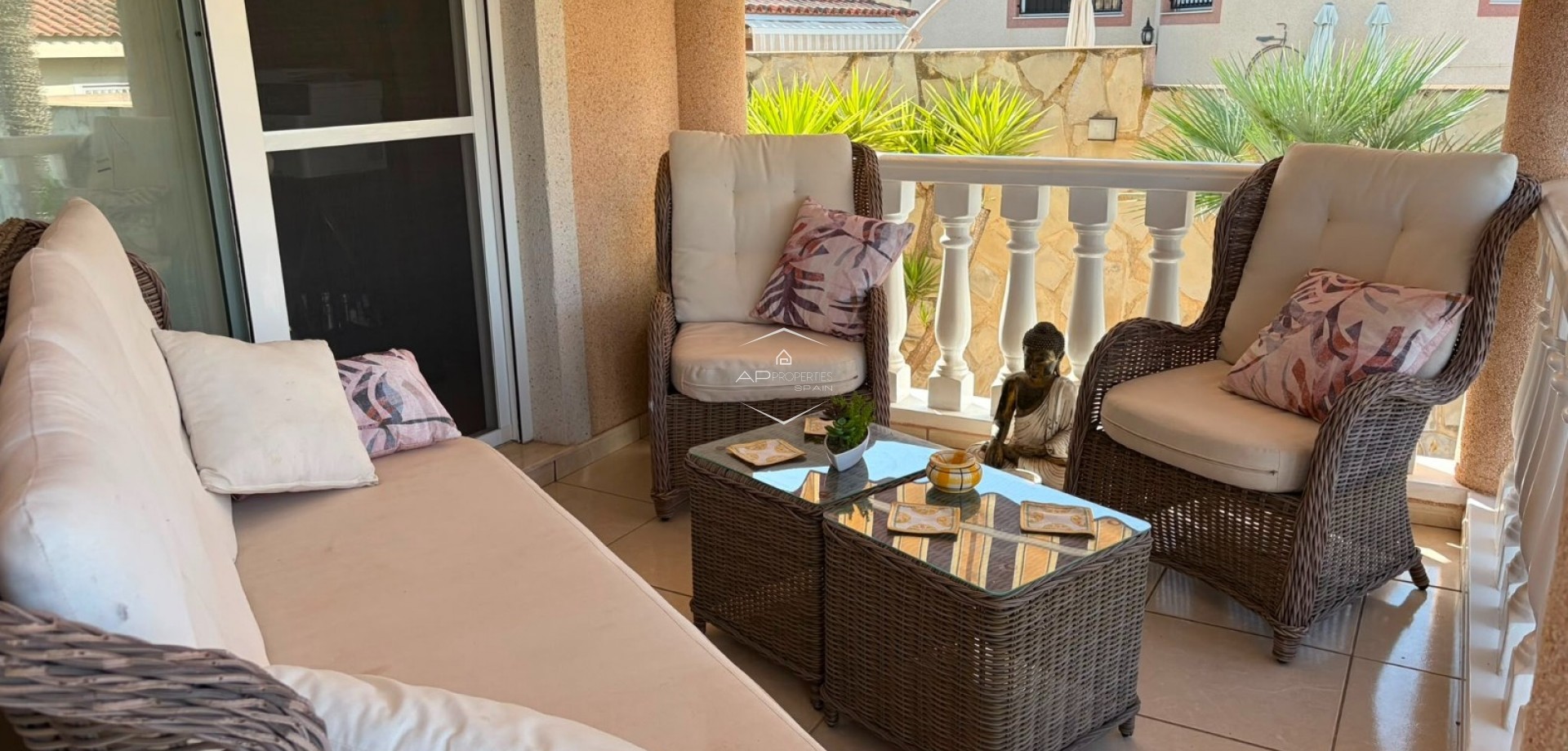 Resale - Villa - Detached -
Rojales