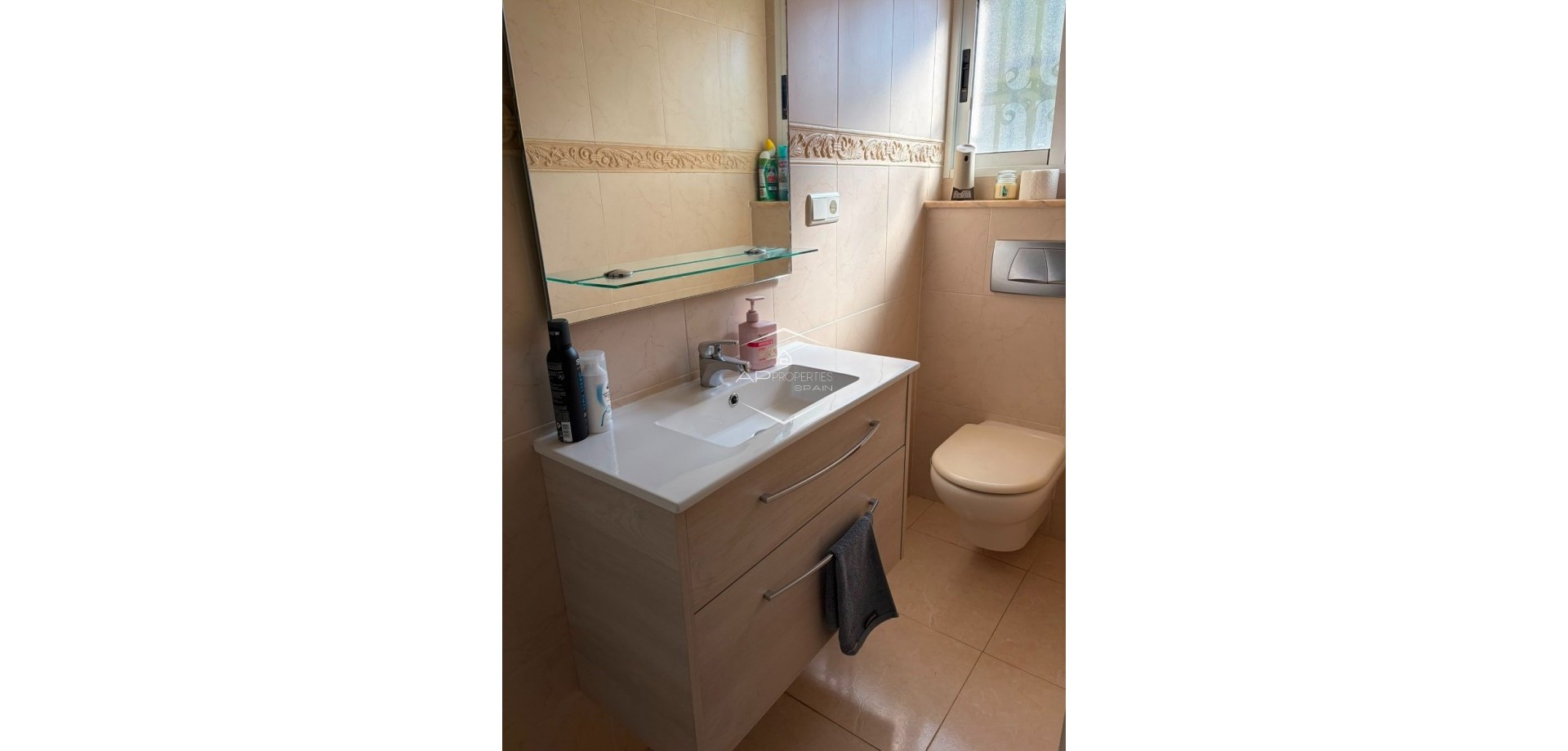 Resale - Villa - Detached -
Rojales