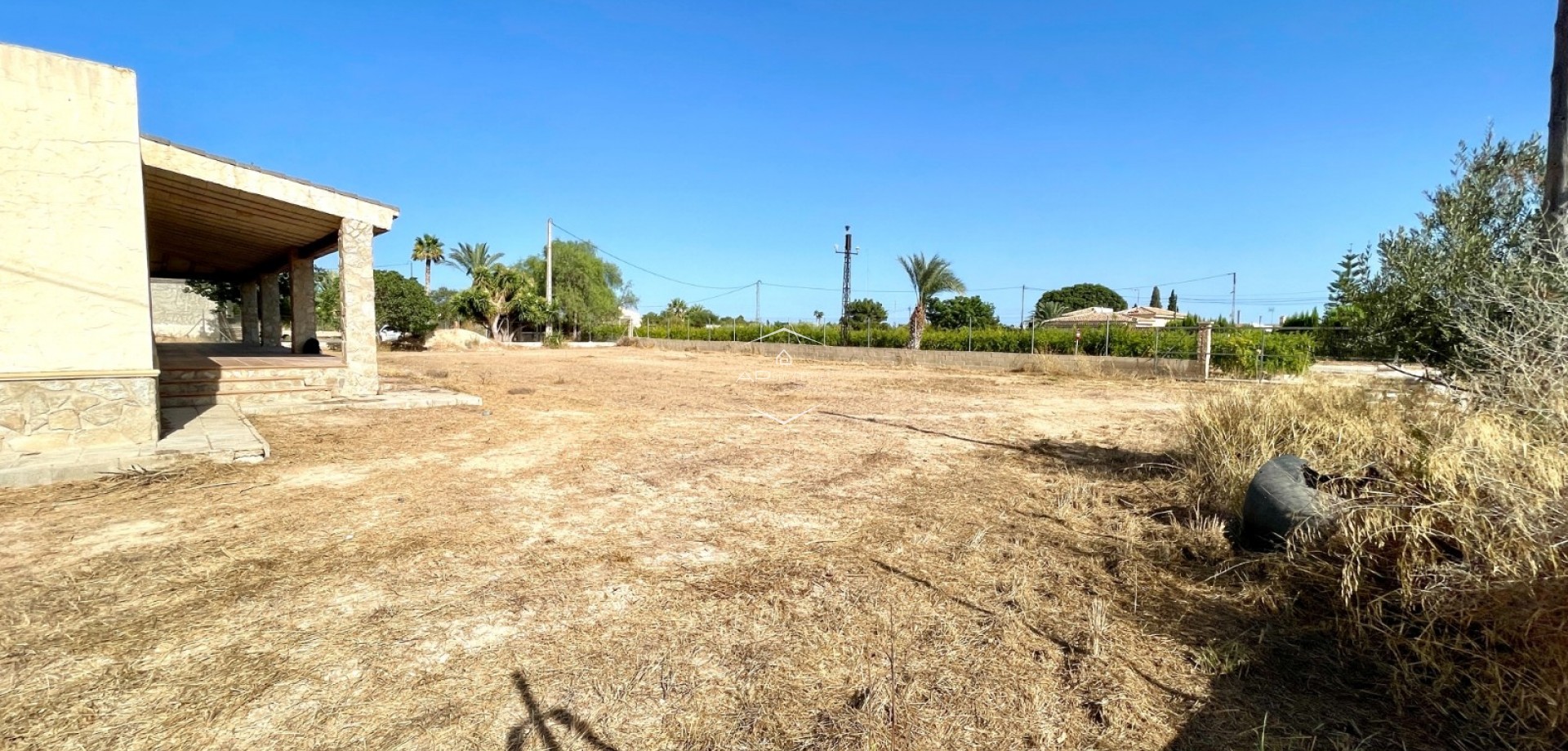 Herverkoop - Finca -
Elche - Matola