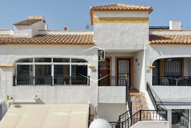 Resale - Apartment - flat -
Orihuela - Entre Naranjos - Vistabella Golf