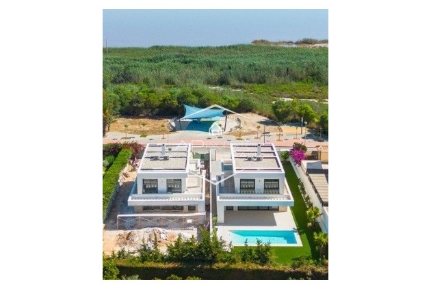 Nowy budynek - Willa - Dom wolnostojący -
Torrevieja - Los Balcones