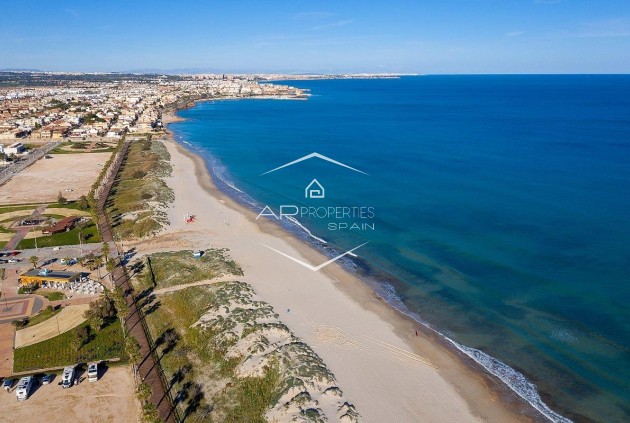 Nueva construcción  - Villa - Independiente -
Pilar de la Horadada