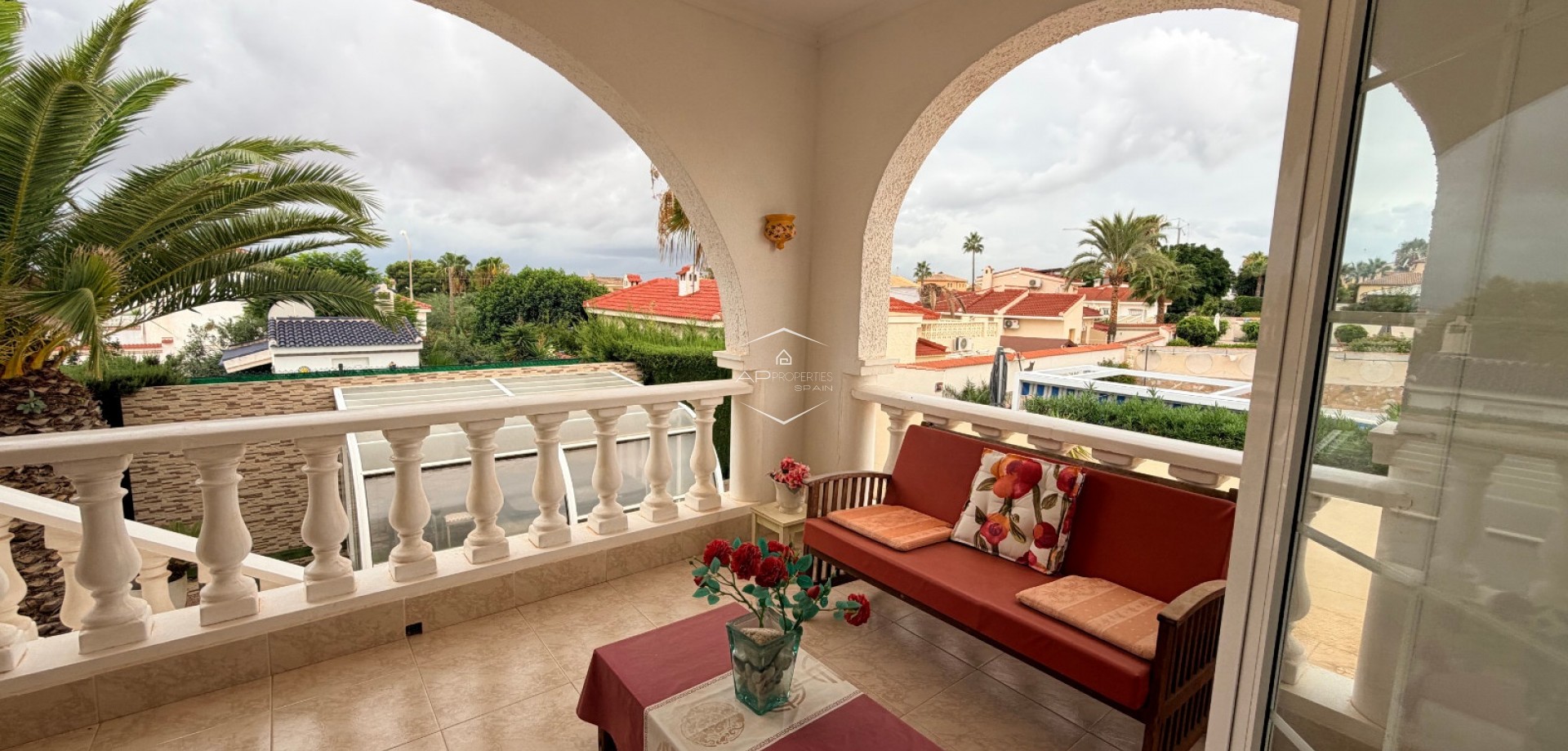Herverkoop - Villa - Vrijstaand -
Ciudad Quesada