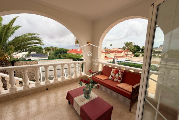 Herverkoop - Villa - Vrijstaand -
Ciudad Quesada
