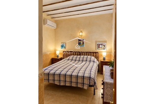 Herverkoop - Finca -
Orihuela