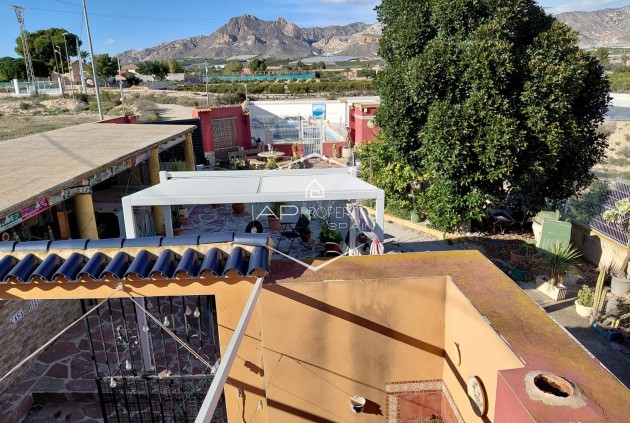Herverkoop - Finca -
Orihuela
