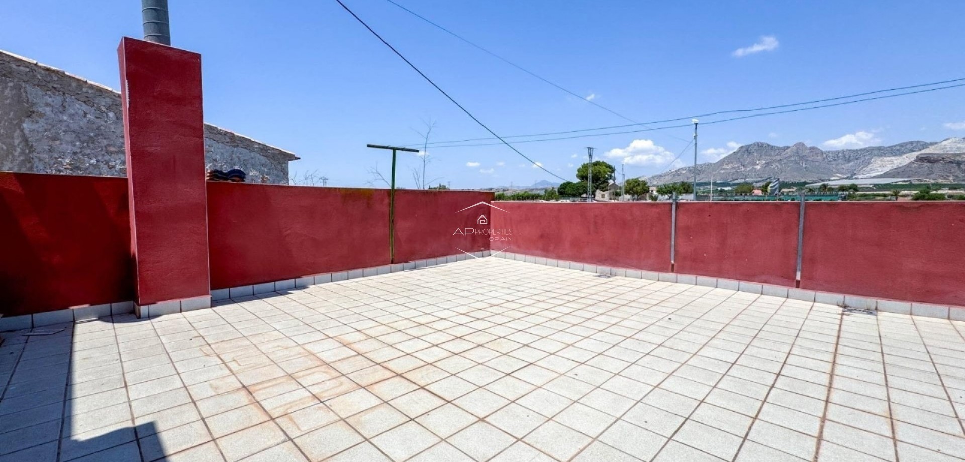 Herverkoop - Finca -
Orihuela