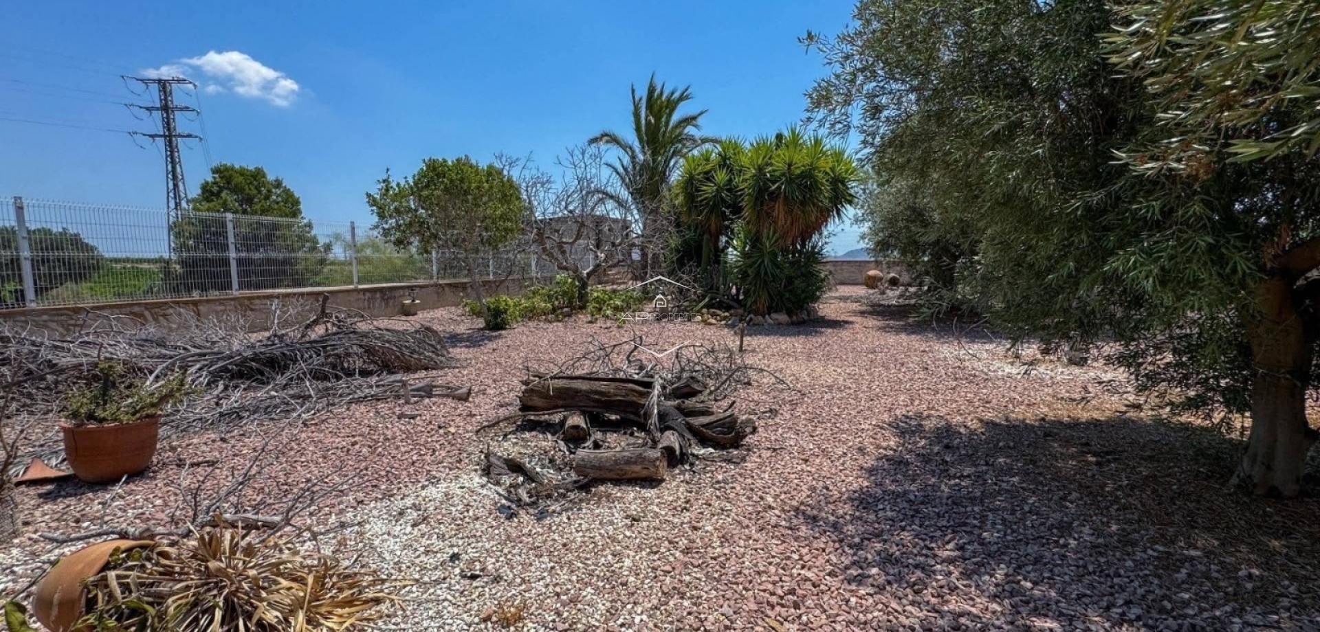Herverkoop - Finca -
Orihuela