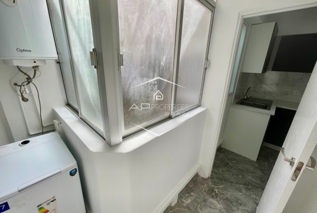 Revente - Appartement -
Bigastro