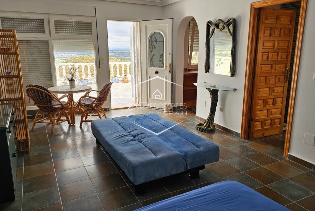 Resale - Townhouse -
Ciudad Quesada