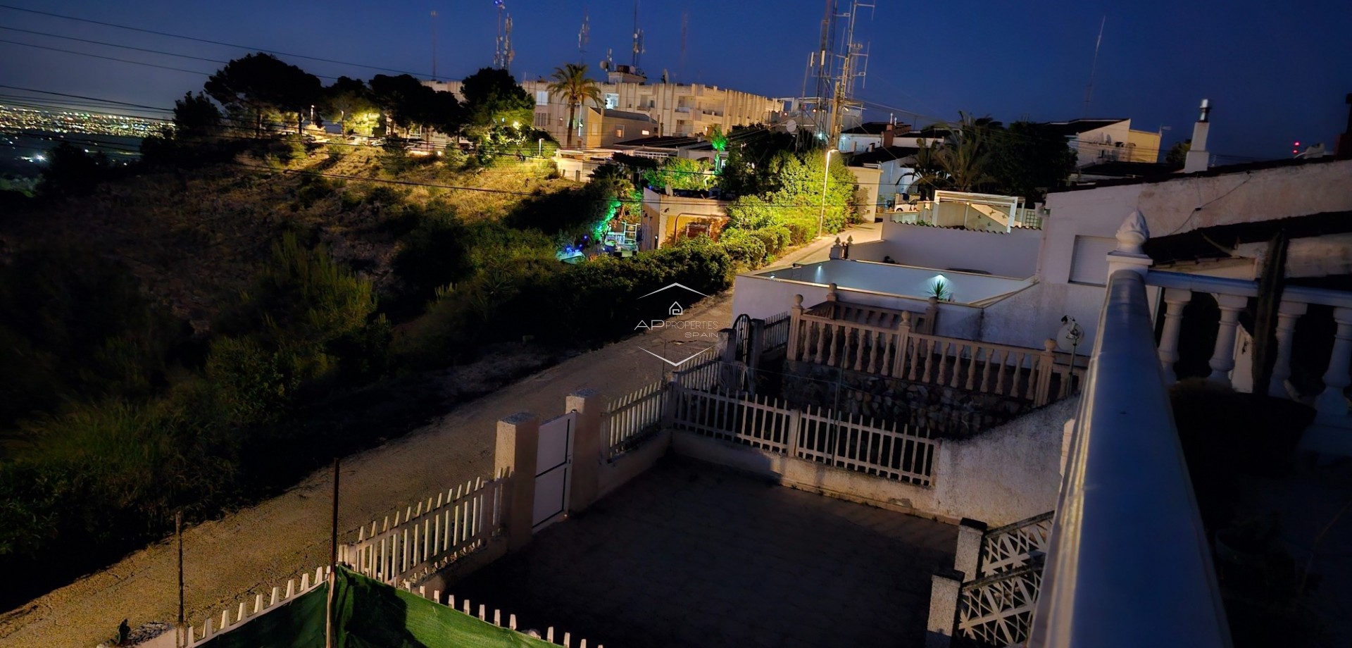 Resale - Townhouse -
Ciudad Quesada