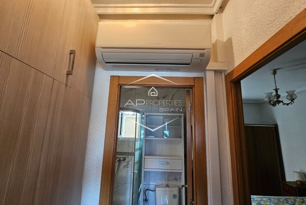 Resale - Bungalow -
Ciudad Quesada