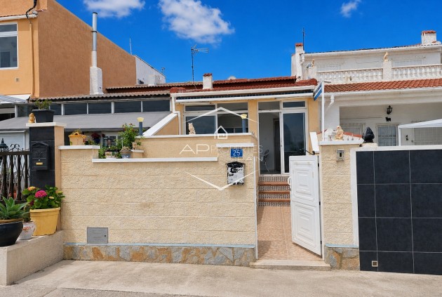 Resale - Bungalow -
Ciudad Quesada