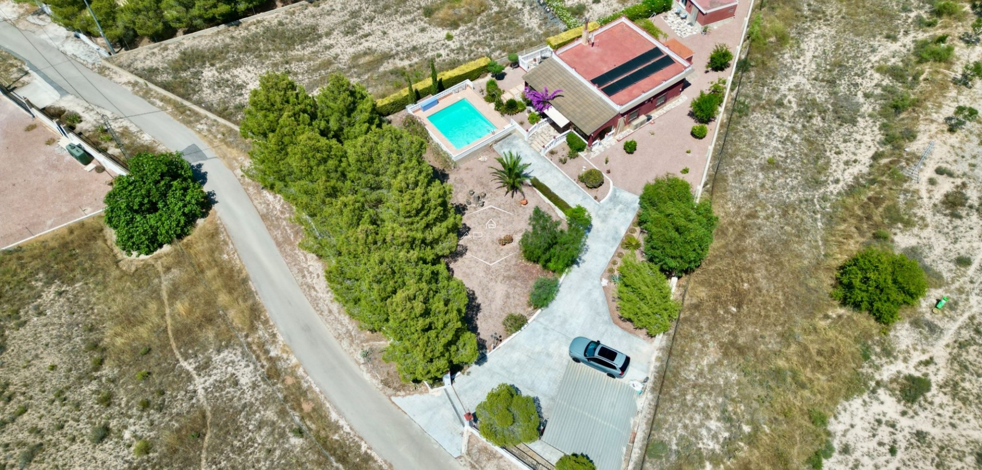 Herverkoop - Finca -
Hondón de los Fráiles