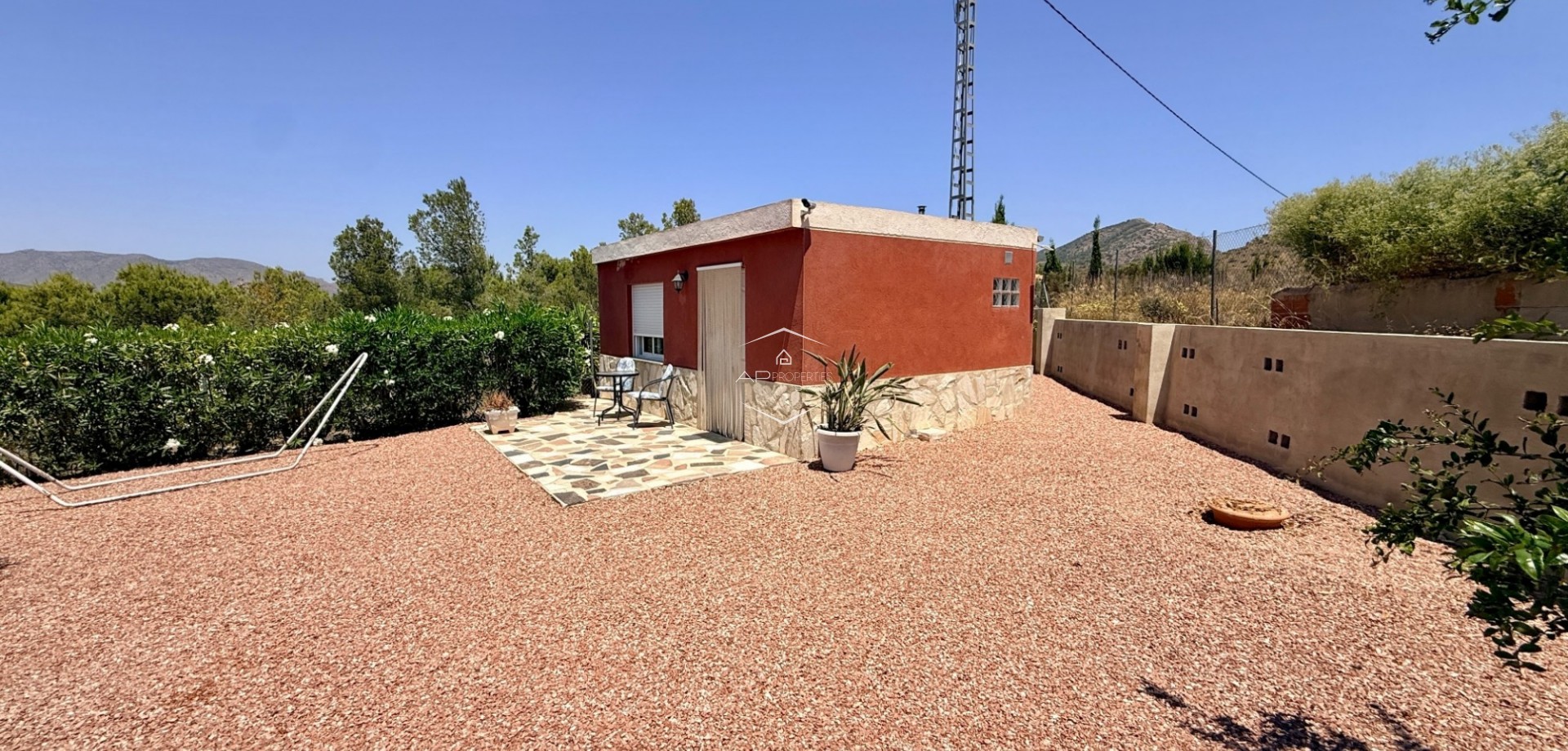 Herverkoop - Finca -
Hondón de los Fráiles