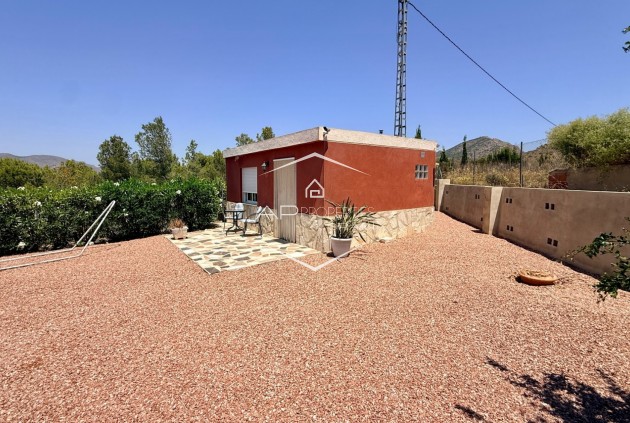 Herverkoop - Finca -
Hondón de los Fráiles
