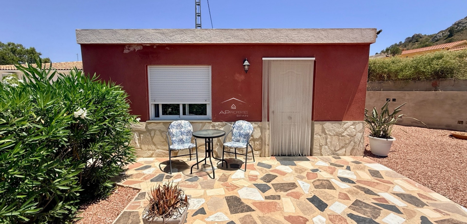 Herverkoop - Finca -
Hondón de los Fráiles