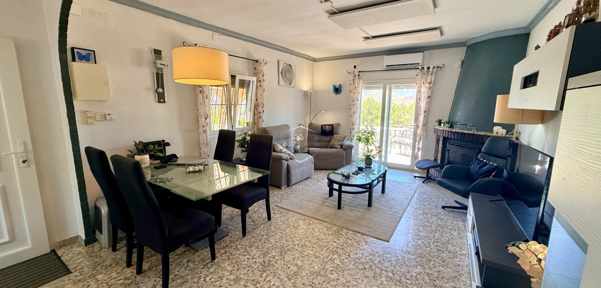 Herverkoop - Finca -
Hondón de los Fráiles