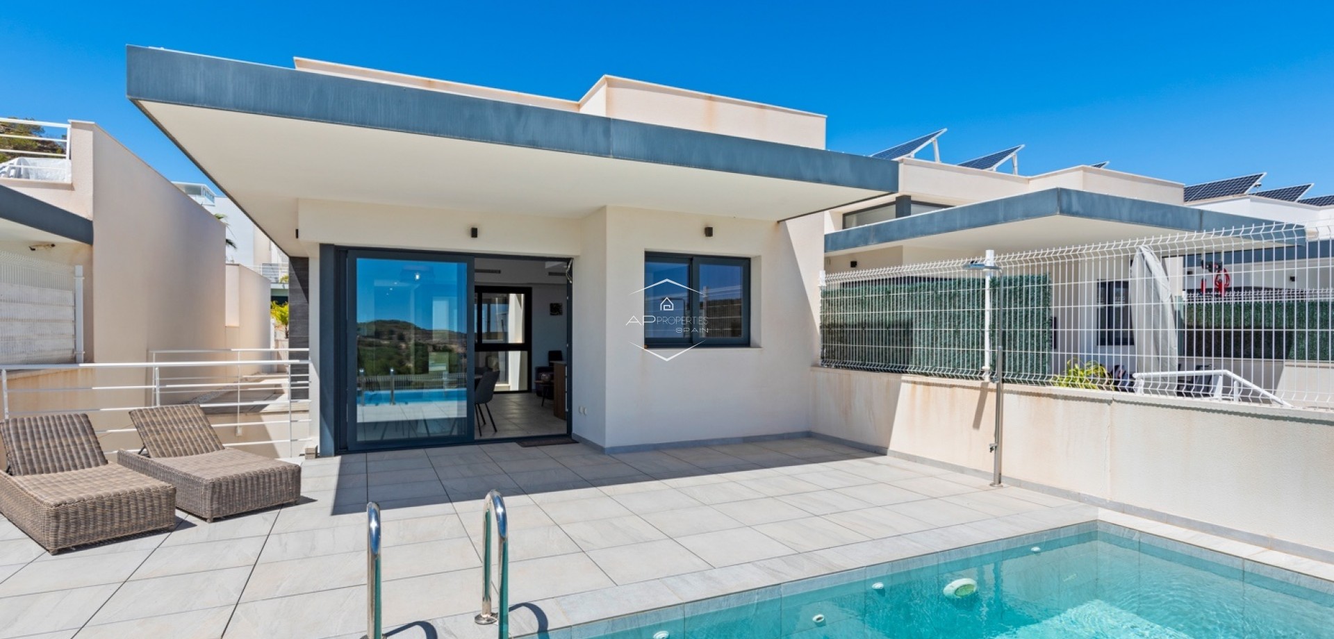 Reventa - Villa - Independiente -
San Miguel de Salinas