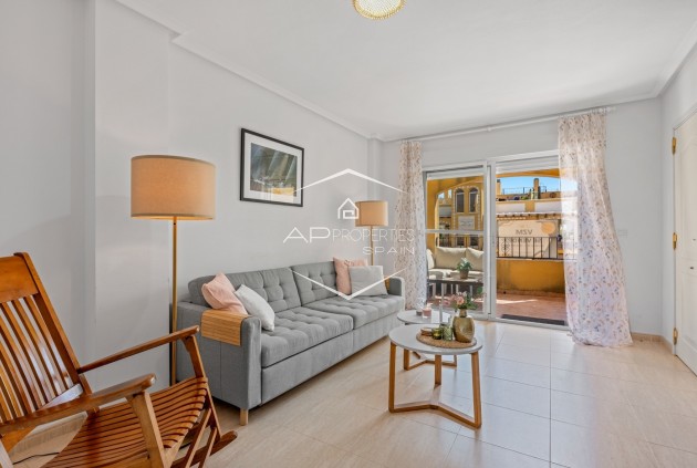 Odsprzedaż - Mieszkanie - Apartament -
Daya Nueva