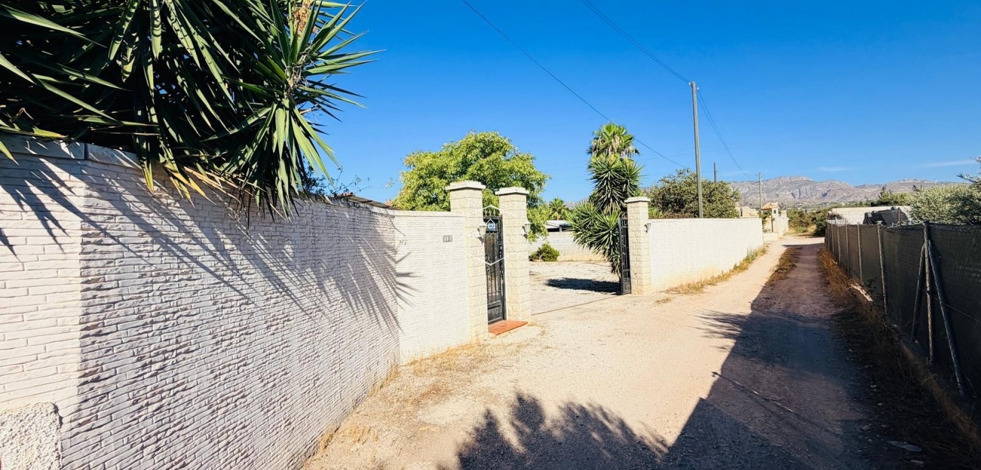 Resale - Villa - Detached -
Crevillente