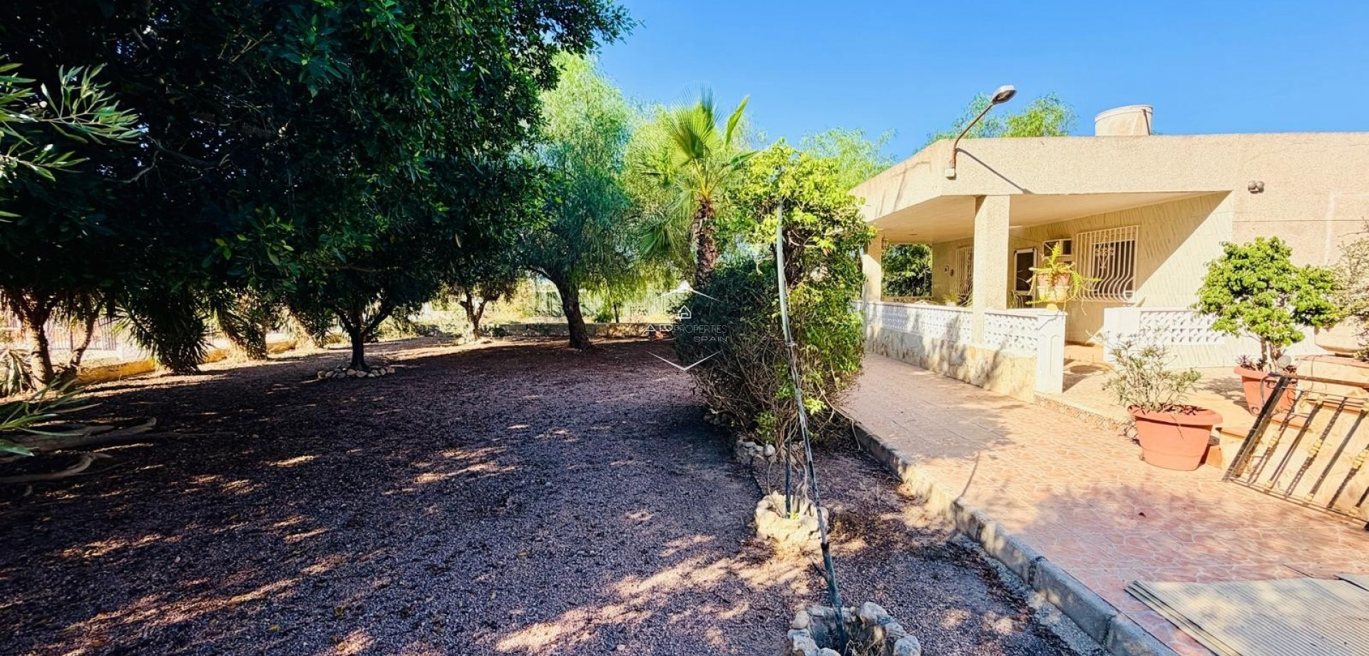 Resale - Villa - Detached -
Crevillente